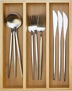 Opciones para Optimizar el Espacio en Cocinas Sin Organizadores de Cajones